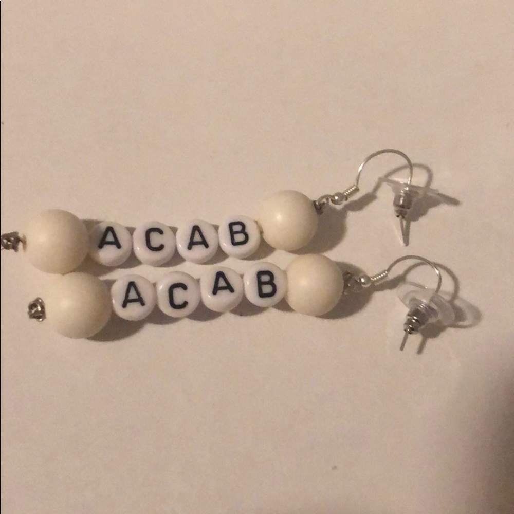 DO NOT BUY this is a custom order